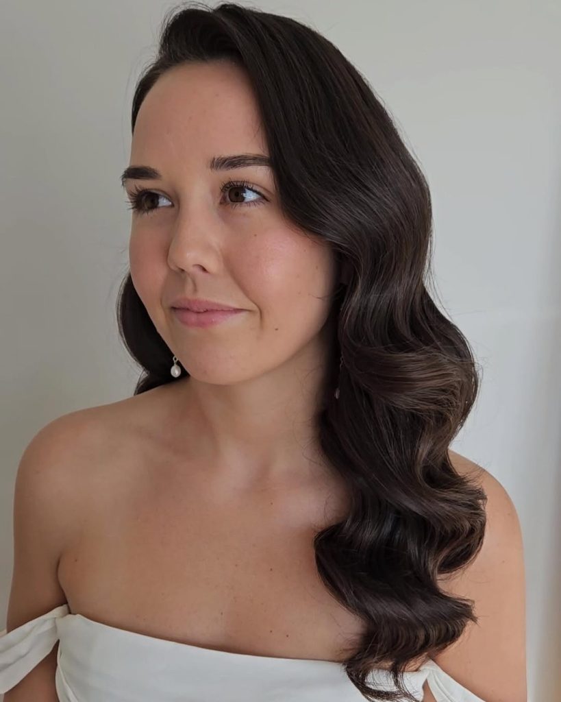 Soft Waves Hairstyles for Bridesmaid Women – rondaakande.bridal – 1