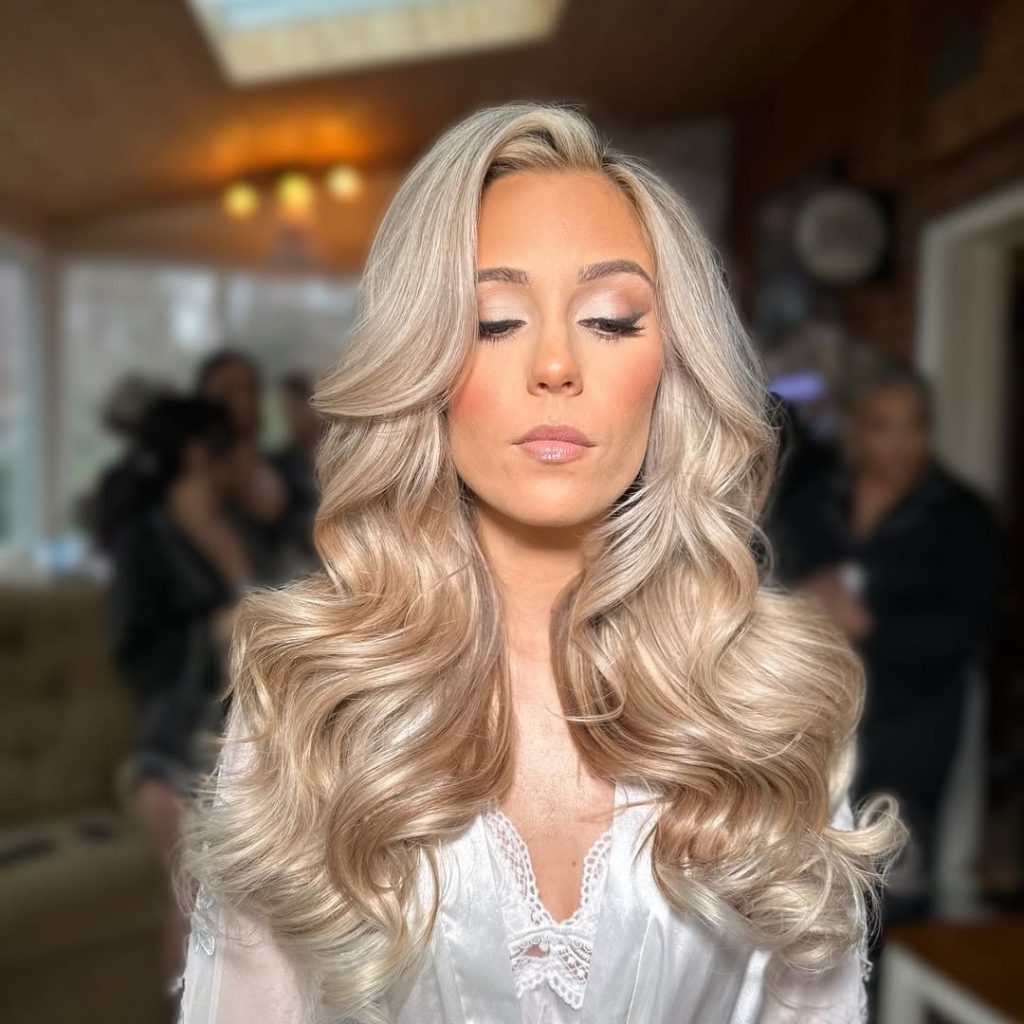 Voluminous Blowout Hairstyles for Women – glossedbyjillian – 2