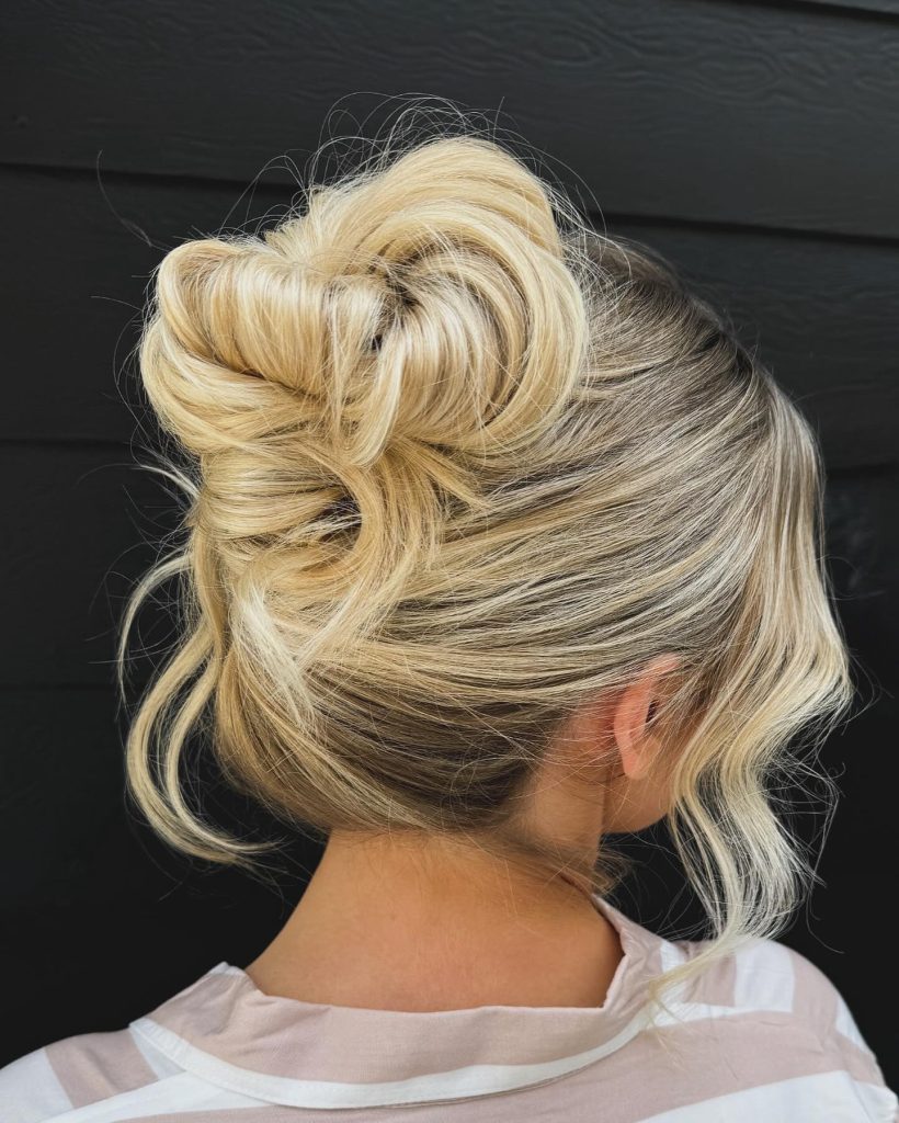 Twisted High Bun for women – chelseataylor_hairstylist_